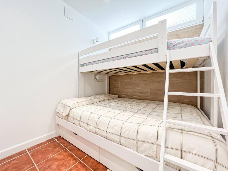 Apartament 'Es Botanic' Бланес Экстерьер фото